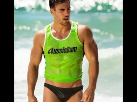 Hot guys of the weekend: the best scenes of 2014