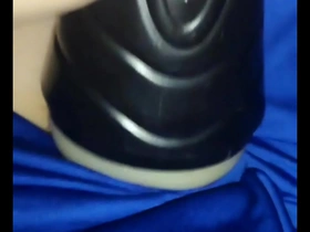 Solo boys toy play and a hot cumshot in this video.