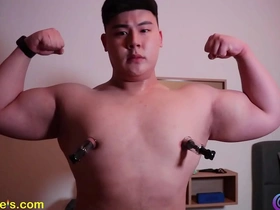Muscle worship with edging and nipple play in Korean Beef video
