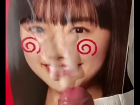 Ainai Akita’s big facial in a hot bukkake scene with Asuna Akita