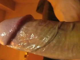 Solo boy’s hot jerk off scene ends up in a facial