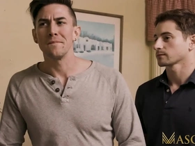 Masqulin hunk Jack Hunter has rough gay sex with Taylor Reign